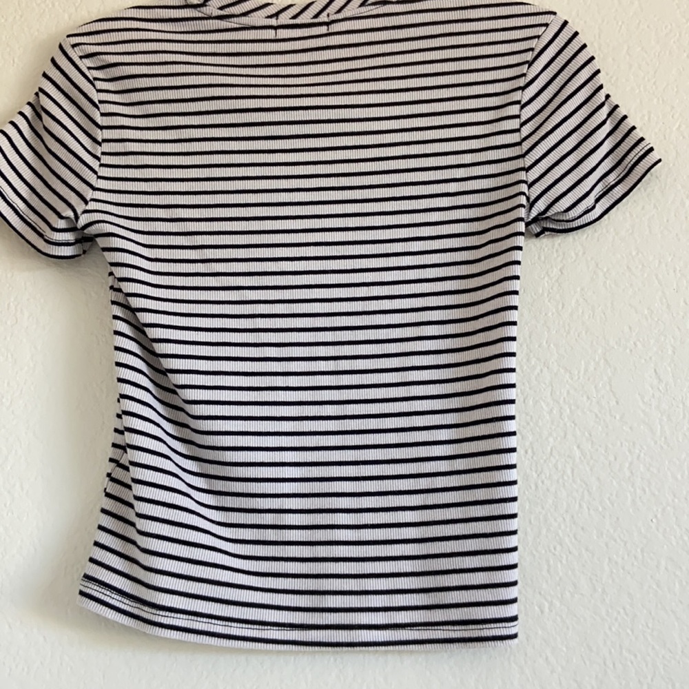 stripped tee - Picture 2 of 3